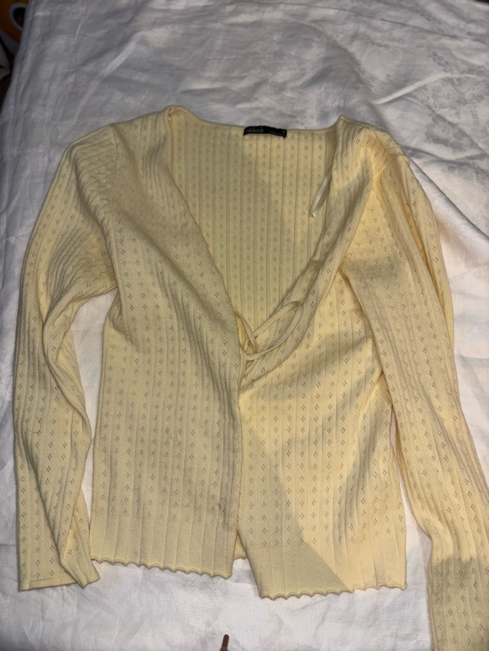 Nikka K Butter Yellow Pointelle Knit Tie-Front Cardigan Top Size M